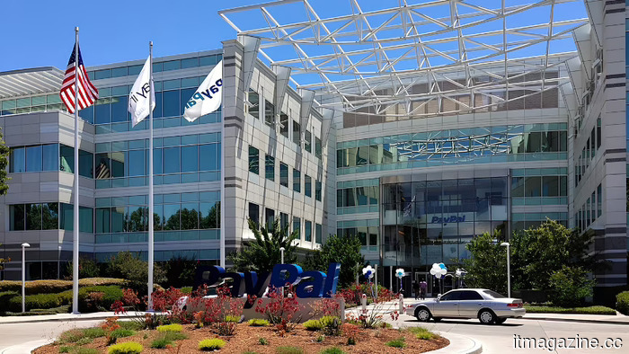 Tencent consente agli utenti PayPal di pagare tramite codici QR WeChat in Cina