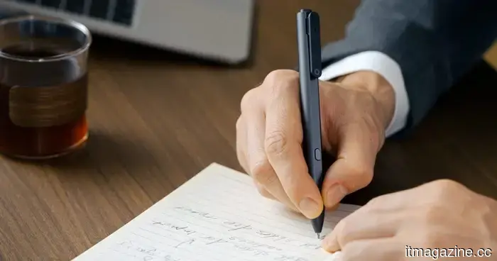 This seemingly average pen is capable of recording meetings and producing AI-generated transcripts.