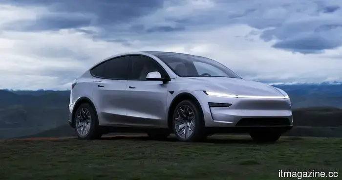 Tesla lancia il Model Y Long Wheelbase a sei posti negli Stati Uniti