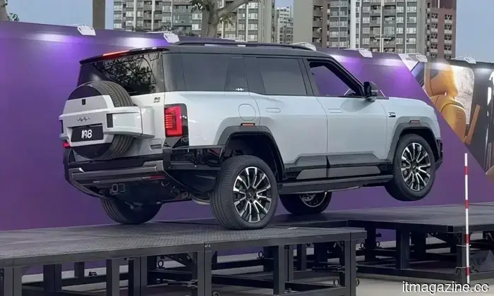 After excelling in range and charging, Chinese EV brands showcase three-wheel driving in SUVs.