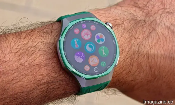 Huawei Watch GT 7 Pro Initial Thoughts: Large watch, larger battery, surprisingly minimal hassle.