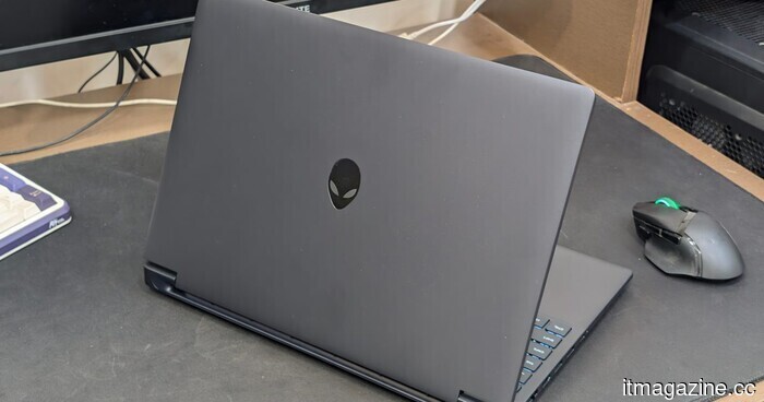 Review of Dell Alienware 15 (DA15265): Affordable gaming has a new cost, and it performs surprisingly well.