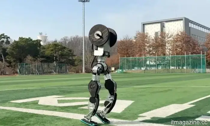 The future of Windows may feature a reduction in advertisements and distracting upsell prompts.