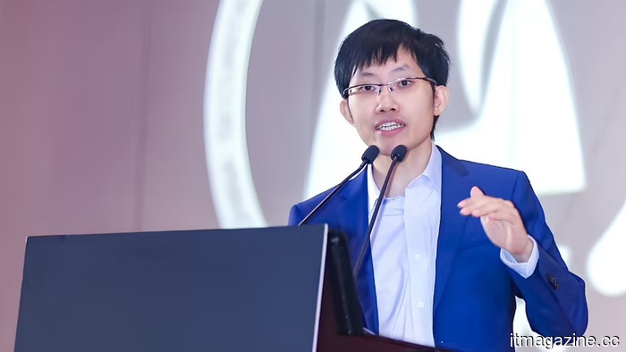 Il fondatore più ricco dell'IA, Liang Wenfeng di DeepSeek, supera Amodei e Brockman.
