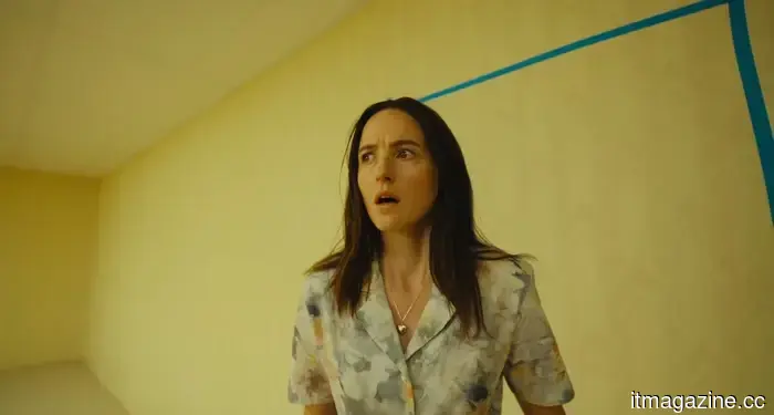 EXCLUSIVO: El director y el elenco de Backrooms analizan cómo convertir una webserie viral en una de las películas de terror más inquietantes de A24.