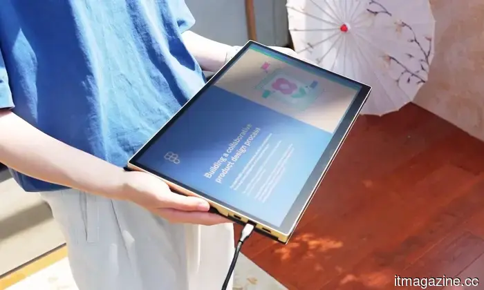 Radiant Monitor 2 adotta un approccio illuminato dal sole per risolvere il problema del riflesso e dell'alimentazione.