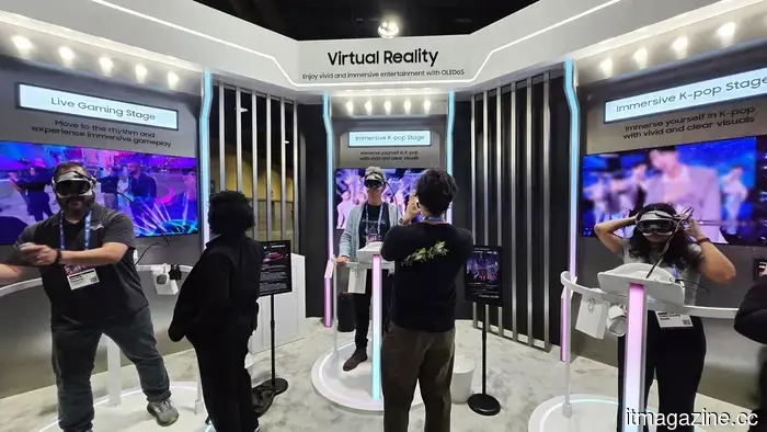 Samsung Display recently demonstrated that the future of XR might hinge on the development of improved small screens.