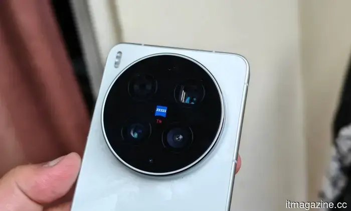 The Vivo X300 Ultra is putting other camera phones to shame, and here's the reason.