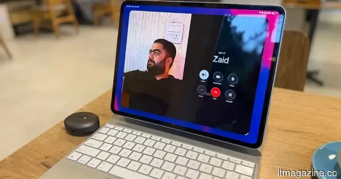 iPad photographers might receive a camera button they never anticipated.