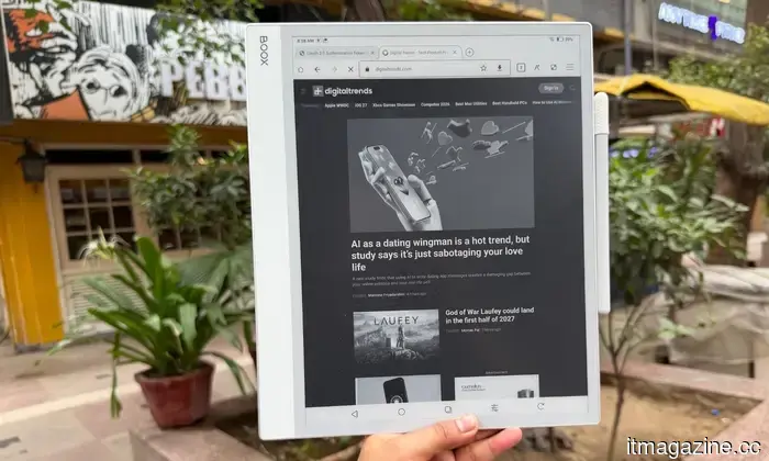 Onyx Boox Note Max review: One year on, I still adore this large e-reader that behaves like a laptop, even though it really isn't.