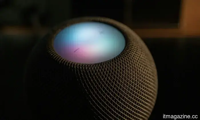 According to reports, Apple is holding back on new products because Siri AI is not yet prepared.