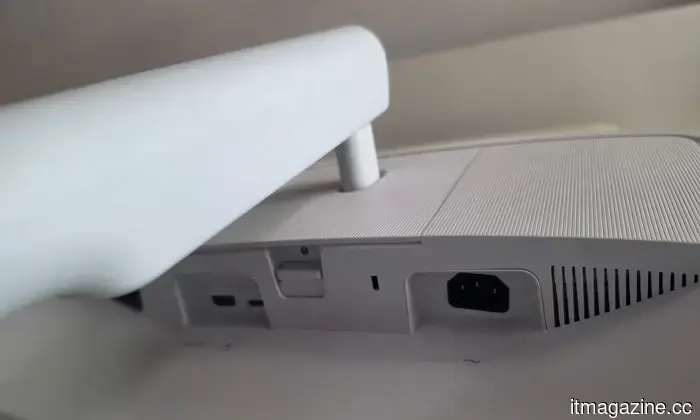 Dell 34 Plus USB-C monitor review: An ultrawide beauty with delightful surprises