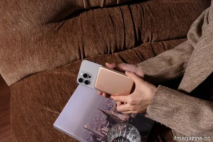 Replace Your Bulky Power Bank with SnapGo Air for Easier Charging