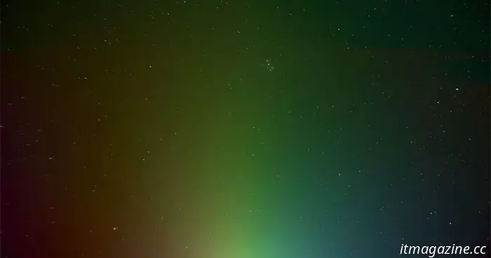 Nueva misión de la NASA captura un hermoso arcoíris cósmico