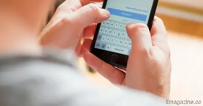 Apple is developing a keyboard similar to Grammarly.