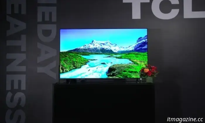 QM7K di TCL potrebbe essere la TV di fascia media da battere, ed è appena stato rilasciato