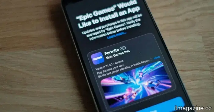 Fortnite вернулся в App Store по всему миру, так как битва Epic и Apple вступает в свою финальную фазу.